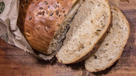 New review recognises the loaf as a keystone of good health